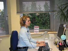 Patricia Böhme an ihrem Arbeitsplatz bei BOND Bibliothekssysteme